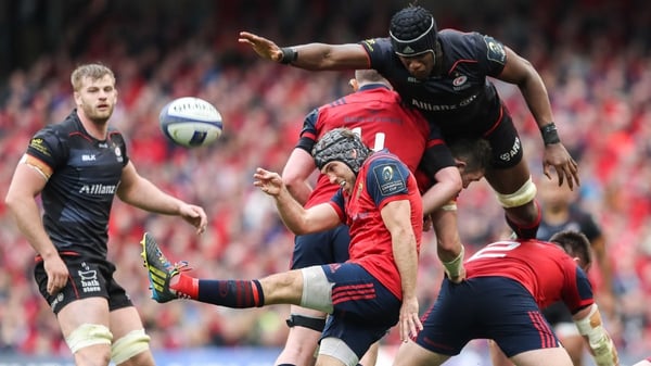 Duncan Williams clears the ball under pressure from Maro Itoje