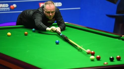 John Higgins holds an overnight 10-6 lead in his semi-final against Barry Hawkins