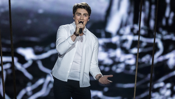 Brendan Murray onstage in Kyiv