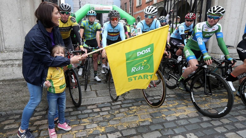 Brona O'Sullivan, An Post Rás Team Director, and Sadhbh start the race