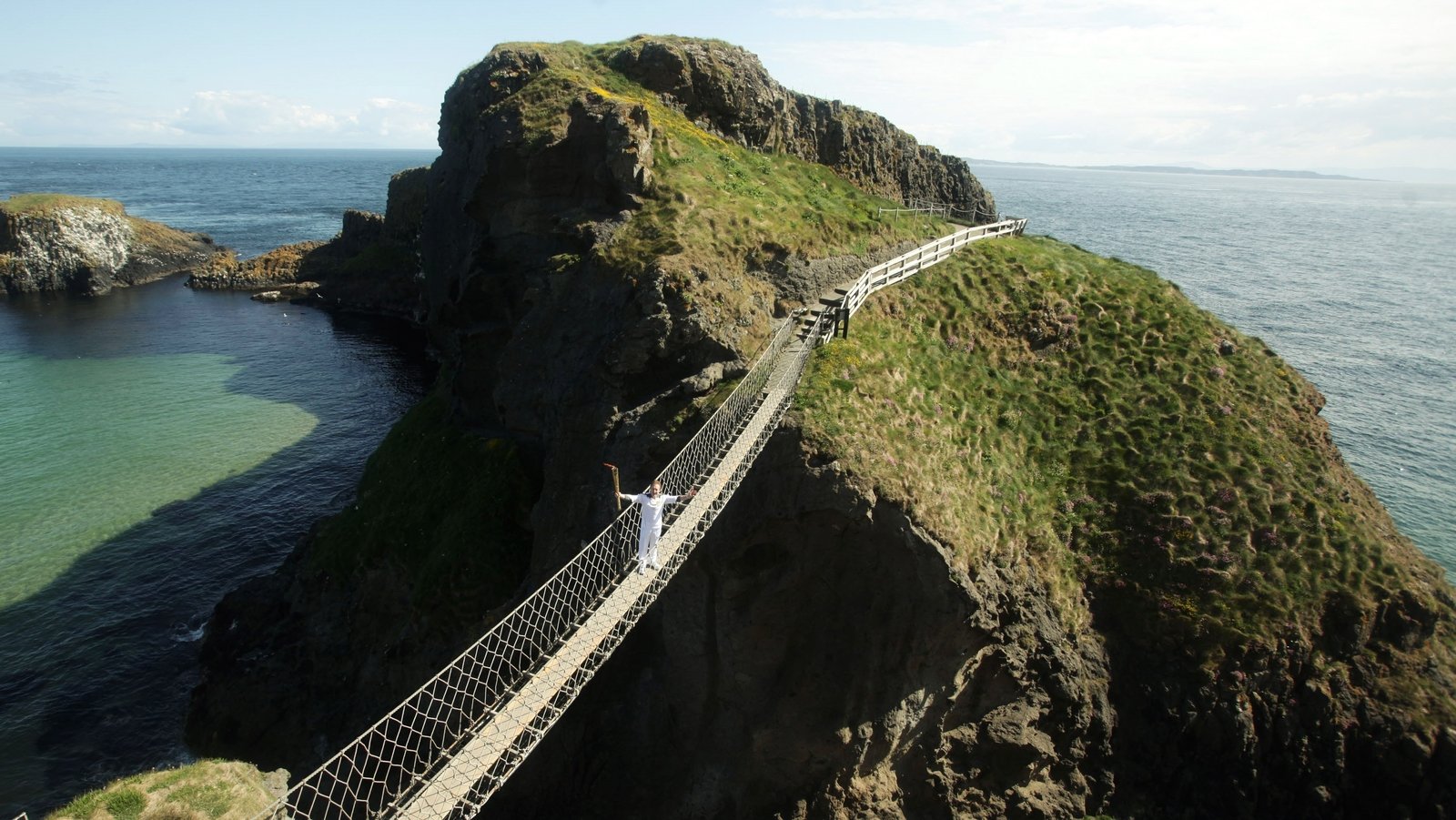 Carrick a Rede rope bridge closed due to vandalism