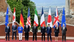 Donald Tusk, Justin Trudeau, Angela Merkel, Donald Trump, Paolo Gentiloni, Emmanuel Macron, Shinzo Abe, Theresa May and Jean-Claude Juncker at the summit