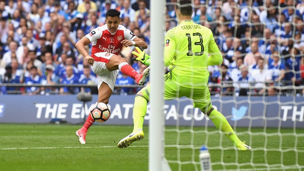 Alexis Sanchez is looking to leave Arsenal before the transfer window closes