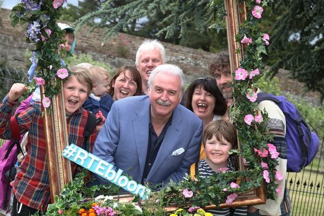 Marty Whelan strikes a pose with some fans at RTÉ's selfie spot - Take a selfie with #RTEBloom to enter fab competition on Instagram