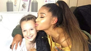 Ariana Grande meets Jaden Farrell-Mann Photo: Jaden Farrell-Mann, Twitter Ariana Grande meets Jaden Farrell-Mann Photo: Jaden Farrell-Mann, Twitter
