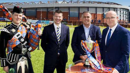 Piper Stevie Smith, SPFL chief Neil Doncaster, former Ireland player Owen Coyle and FAI competitions director Fran Gavin