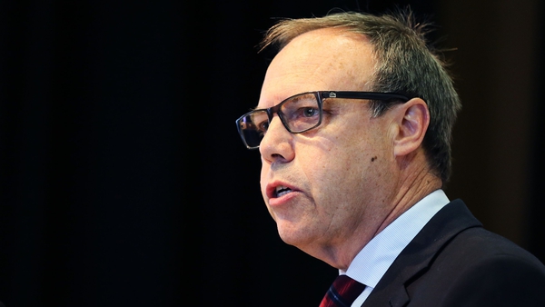 Nigel Dodds says the choice is between this very bad deal and the right deal
