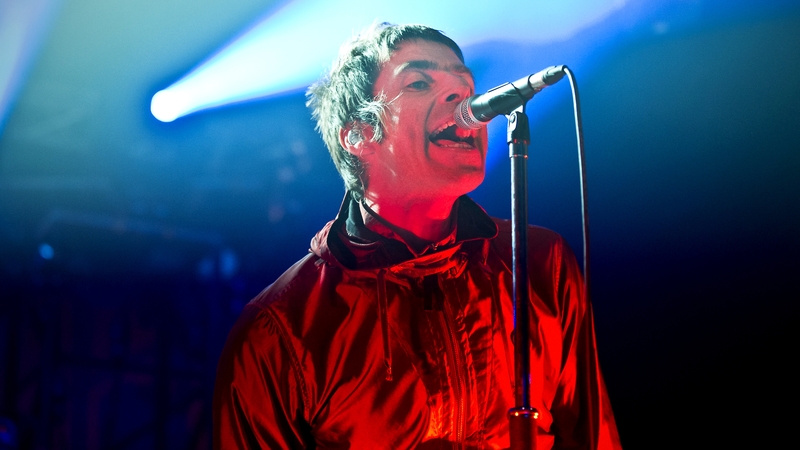 Liam Gallagher unable to get his coat after Glasto gig