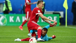 Richie Sadlier - "I can't understand why the VAR doesn't get involved" | FIFA Confederations Cup
