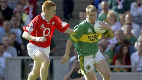 Séan Levis chases after Kerry's Mike Frank Russell during the 2002 All-Ireland football semi-final