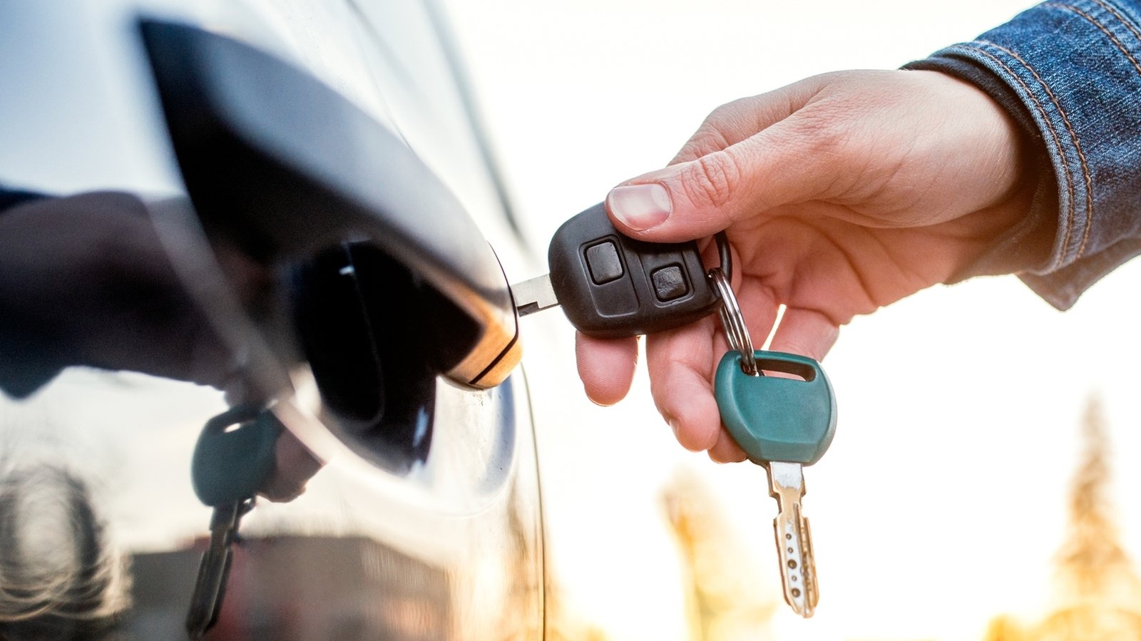 Letting your child play with car keys can be dangerous, says AA