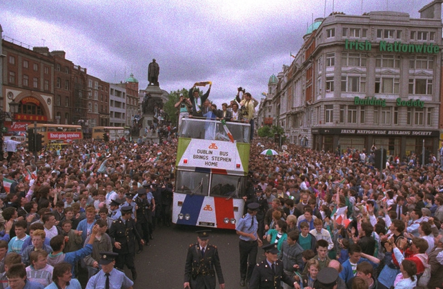 Stephen Roche Welcomed Home To Dublin (1987)