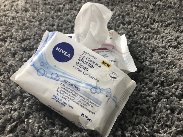 Nivea 3 in 1 wipes