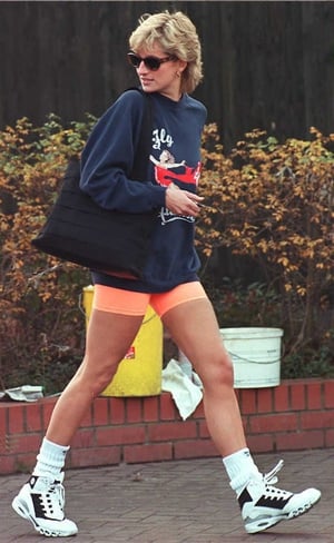 Diana leaves her London health club 20 November 1995. Only a Princess could make going to the gym look so cool.