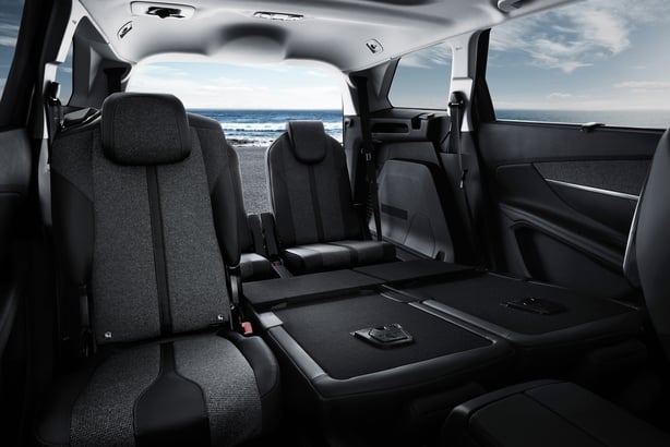 Three rows of seats can be arranged to provide a massive 2,000 litres of carrying and load space