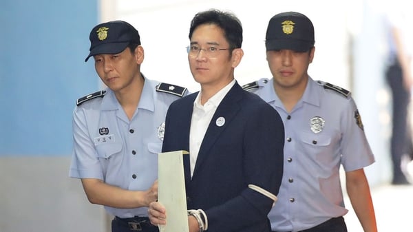 Samsung Group heir Jay Y Lee, has been set free after a year's detention