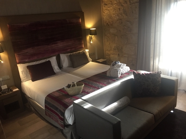 Hotel room at Castilla Termal Monastery of Valbuena