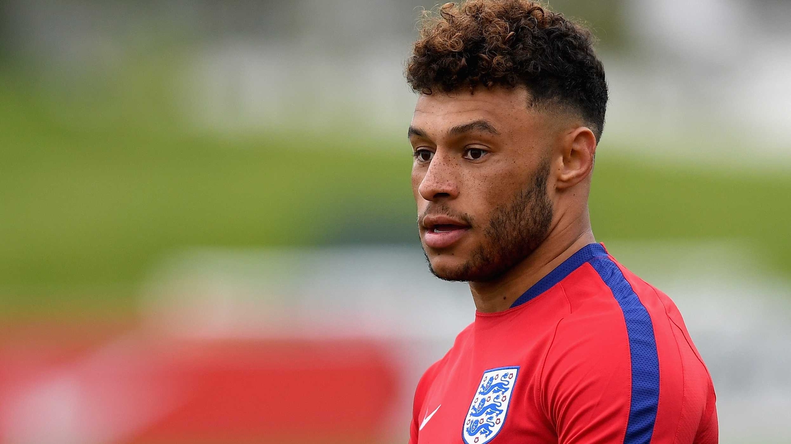 Oxlade-Chamberlain to join Liverpool