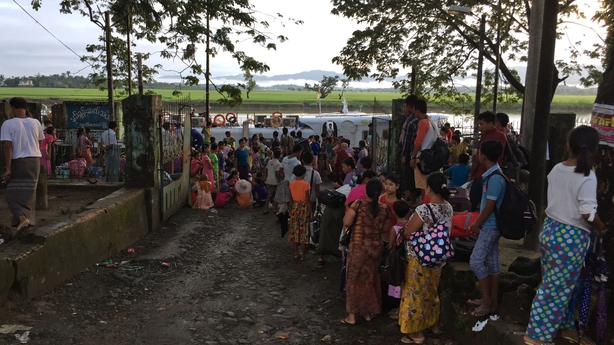 Rohingya fleeing Myanmar