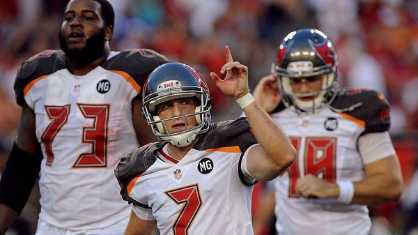 Pat Murray (C) after kicking his first ever NFL field goal for the Tampa Bay Buccaneers in 2014