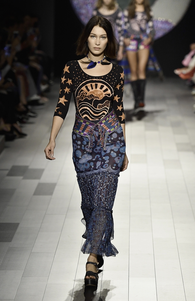 Some very cool hippy vibes from Bella Haddid at the Anna Sui fashion show.