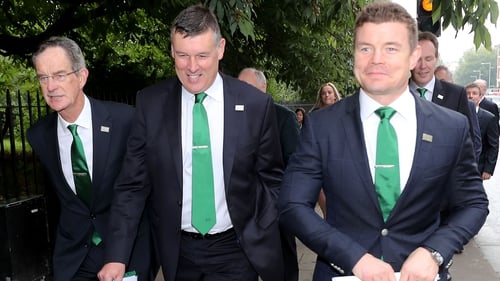 (Left to right): Dick Spring (Bid Chairman), Philip Browne (Chief Executive IRFU), and Brian O'Driscoll in London