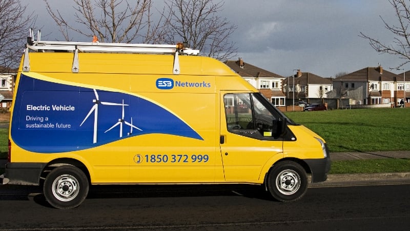 2030 target of 300,000 ESB Network connections an "extraordinarily ambitious figure"