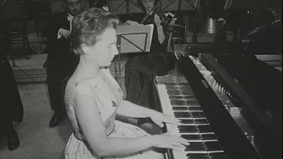 Pianist Hephzibah Menuhin, Gaiety Theatre Dublin (1962)