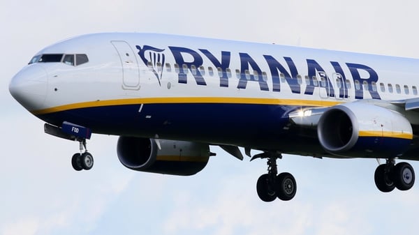 Ryanair has agreed to buy an initial 24.9% stake in Laudamotion