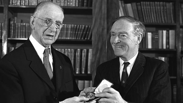 President Eamon de Valera presents Liam Cosgrave with his seal of office in 1973