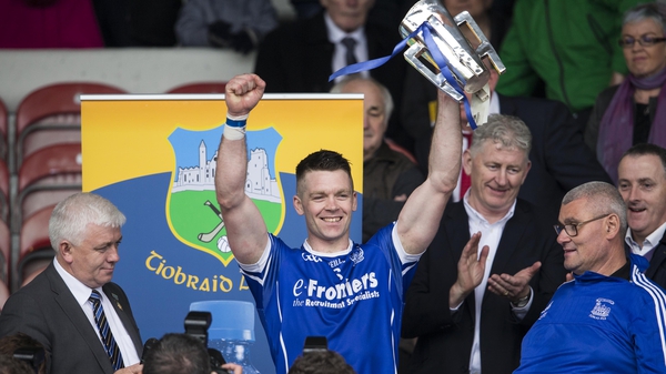 Padraic Maher of Thurles Sarsfields lifts the cup