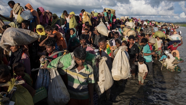 Rohingya Muslims fleeing Myanmar for Bangladesh