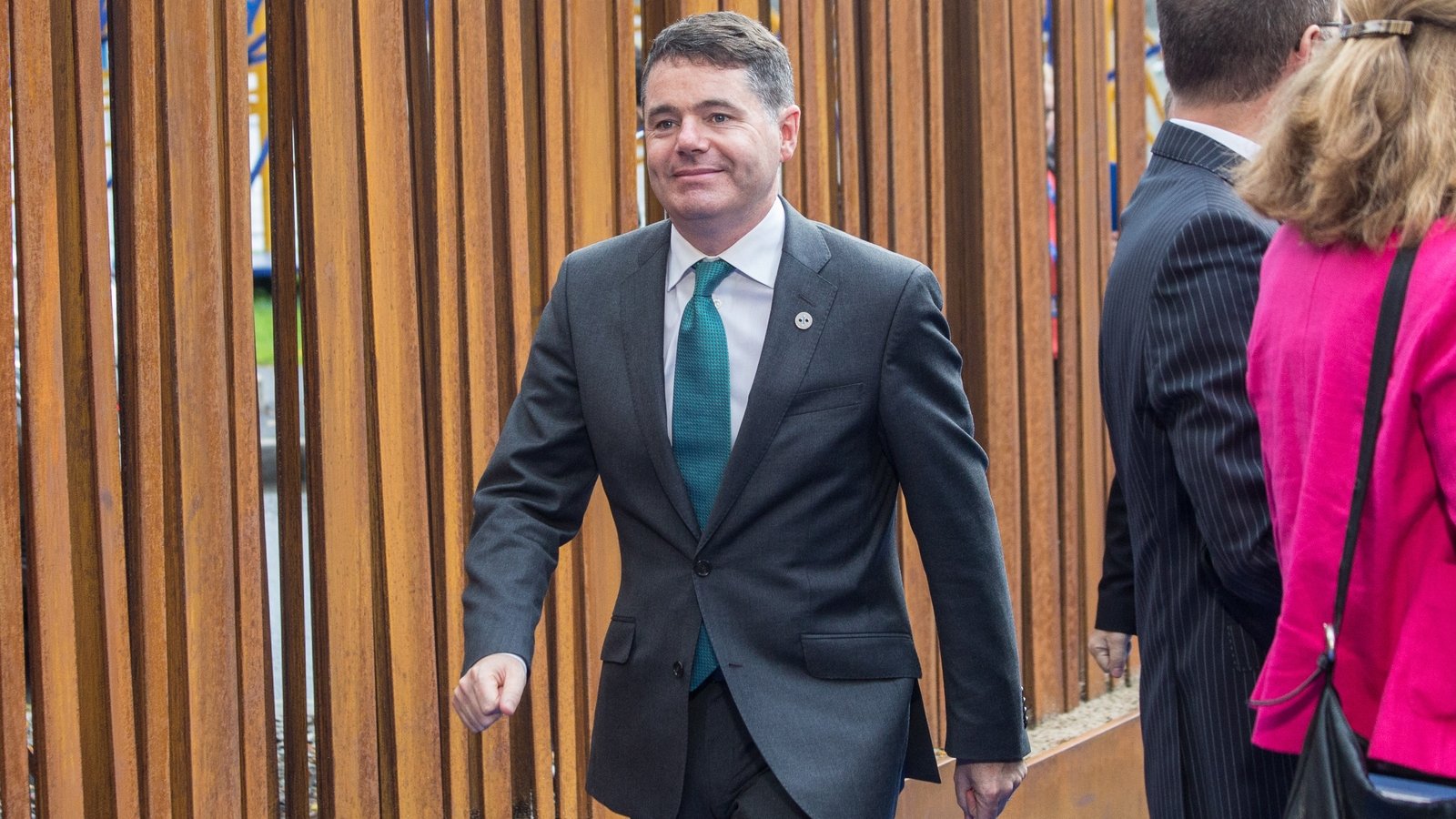 Bank CEO pay limits 'huge concern' for investors