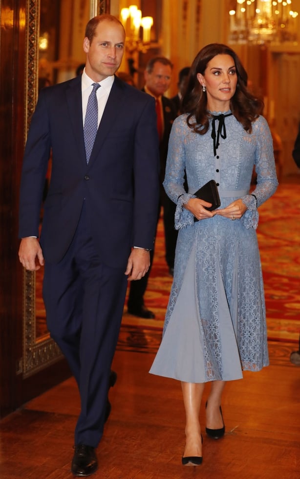 kate middleton blue lace dress