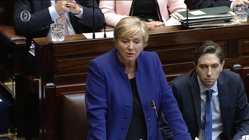 Simon Harris (R) seated next to then Tánaiste Frances Fitzgerald in the Dáil in 2017