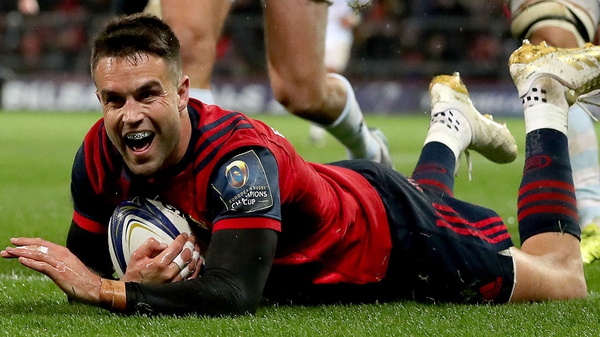 Munster's Conor Murray scores his sides first try