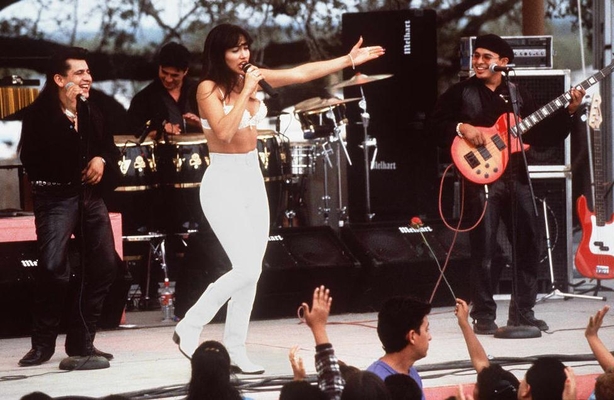 Jennifer Lopez in Selena