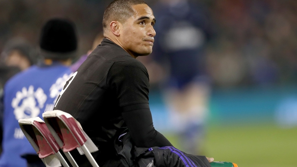 Aaron Smith sits in the sin-bin during New Zealand's win over Ireland in 2016