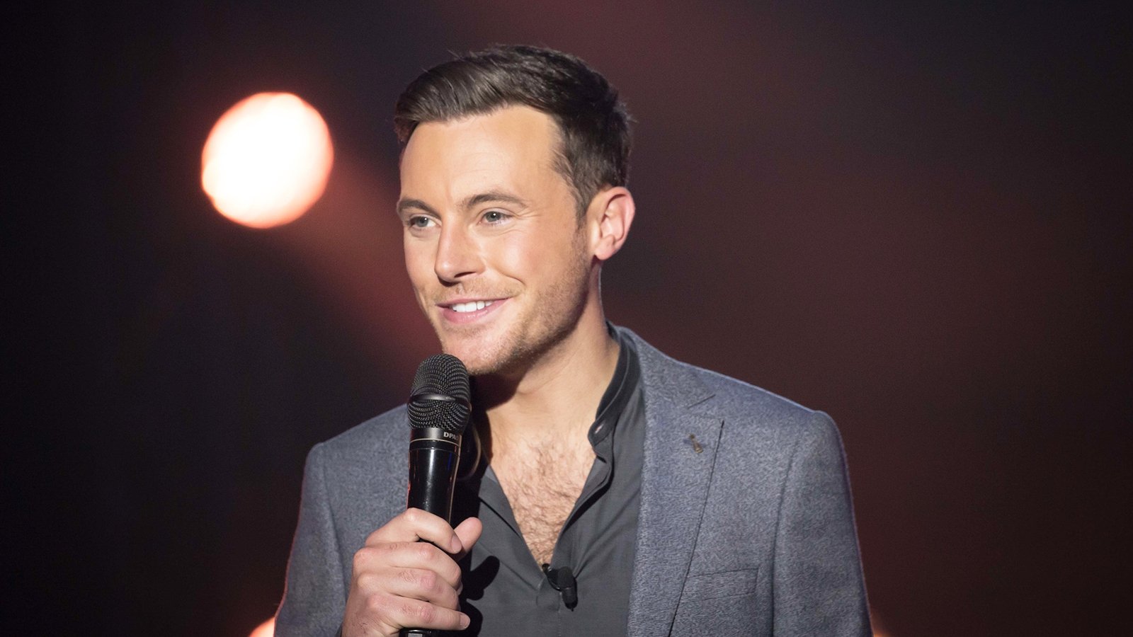 Watch Nathan Carter Performs This Song Is For You 2562