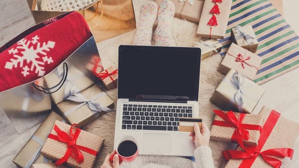 Borrowing for Christmas? 5 top tips to help