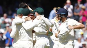 Australian players celebrate the final wicket of Jonny Bairstow to win the 2nd test.
