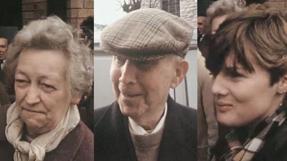 Dun Laoghaire Residents on Christmas (1982)