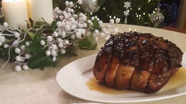 Rib of Beef with Mustard Crust: Neven's Christmas Menu
