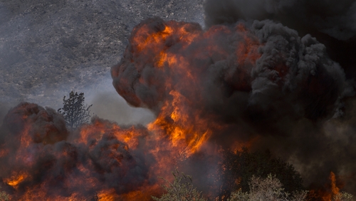 The blazes destroyed hundreds of houses and forced many Los Angeles-area schools to close