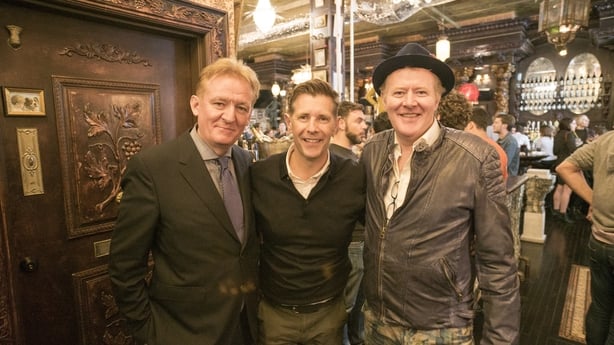 Dermot-Bannons-New-York-Homes-Frank-McCole-L-Dermot-Tommy-Burke-R-Oscar-Wilde-Bar-Auto