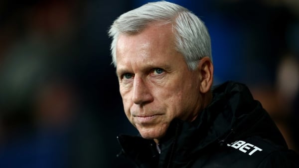 Alan Pardew won just one of 18 league games