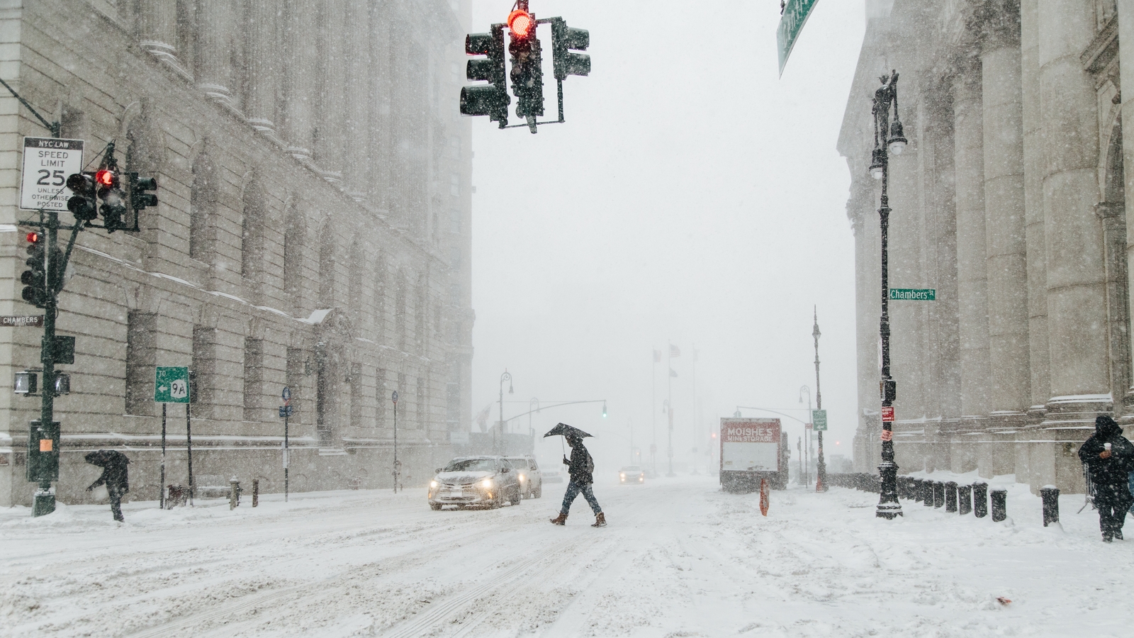 Us Winter Storm Causes Travel Chaos At New York Airport