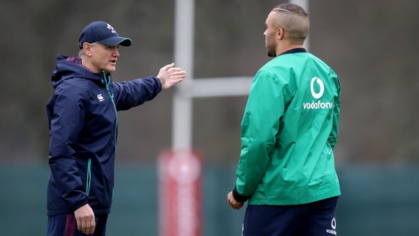 Zebo (r) has spoken to Schmidt about his preference for unstructured system of play