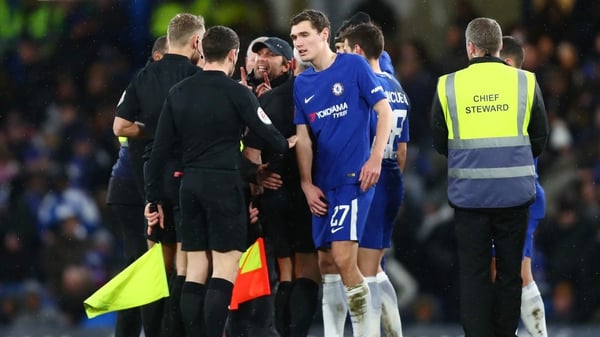 Conte argues with officials after the final whistle