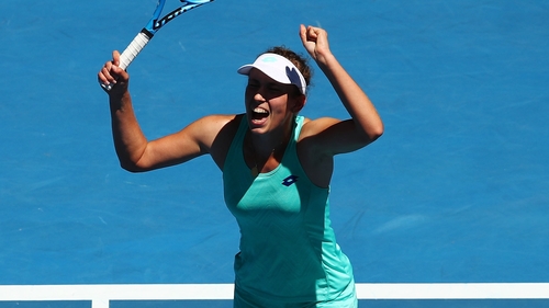 Australian Open: Caroline Wozniacki to meet Carla Suarez Navarro in quarter-finals